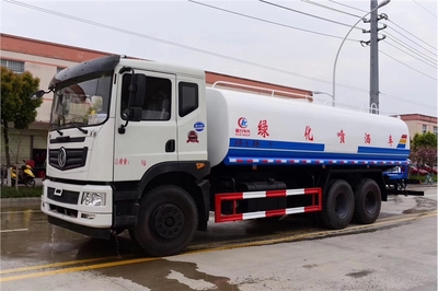 工地洒水车 城市建设的“清道夫”与环保卫士