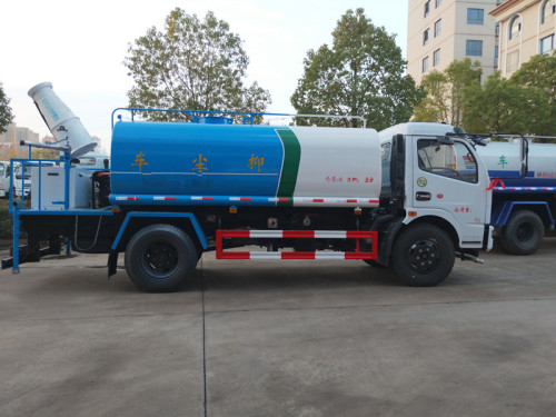 洒水车